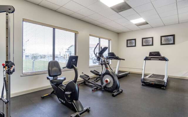 Best Western Plus Lake Front Hotel