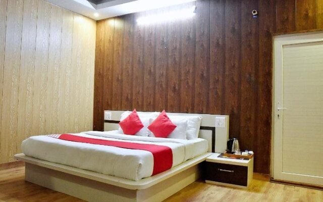 Hotel Vakratunda