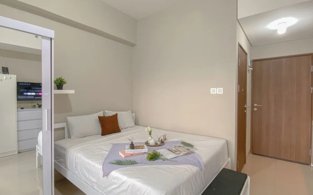 Comfy Studio At Lrt City Sentul - Royal Sentul Park Apartment