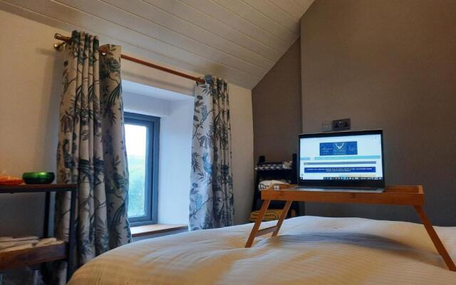 Longstone Bed and Breakfast