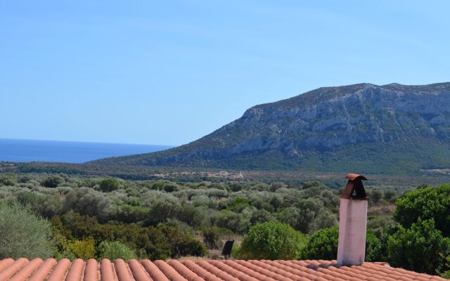 Apartment With 2 Bedrooms in Dorgali, With Wonderful sea View, Furnish