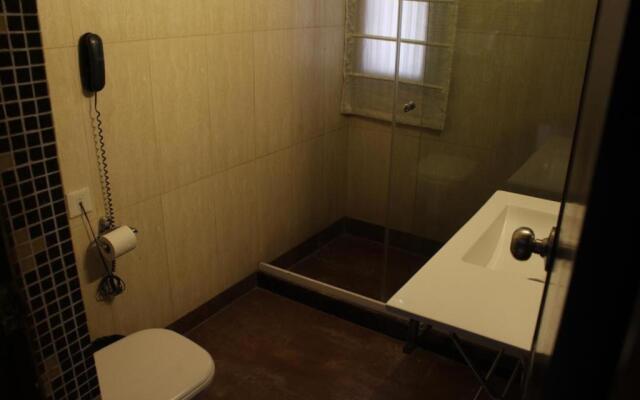 Hotel Jashn Inn near Apollo Hospital