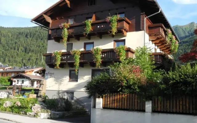 Haus Dora