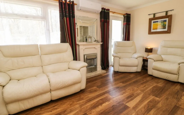 3 Rosecraddoc Lodge