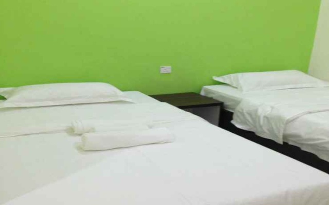 First Homestay – Guest Rooms – Kuantan