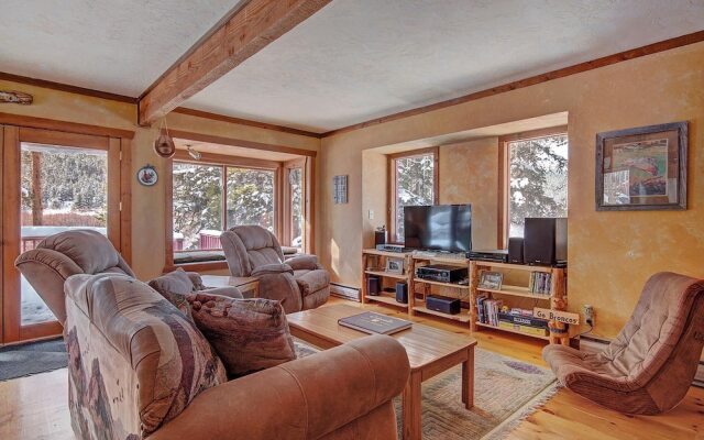 Whispering Pines - 4 Br Home