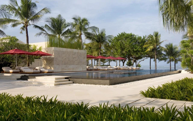 The Royal Santrian Serenity Villas By The Sea