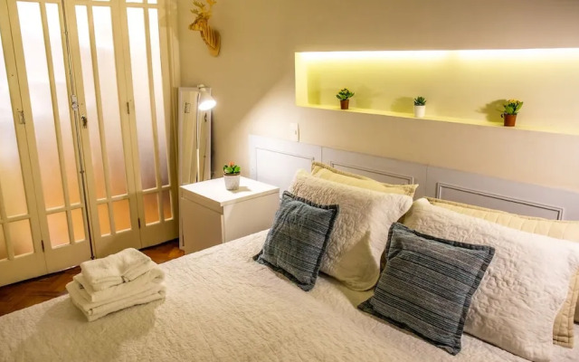 5min da Praia do Leblon - AP204