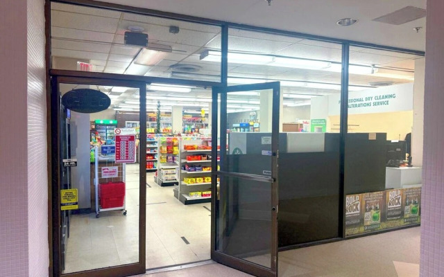 Comfortable Apt in Crystal City