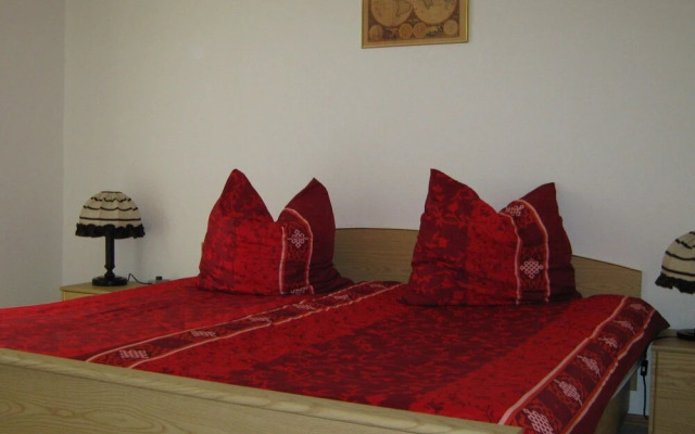 Spacious Apartment in Immerath With Sauna