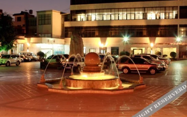Yinfeng Hotel