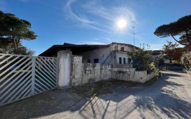 Villa Multifamiliare a 300mt dal Mare