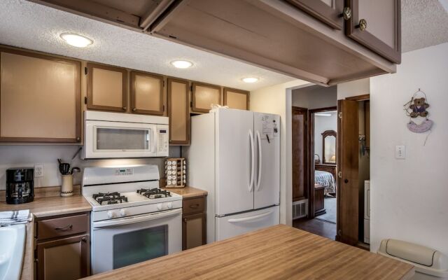 Enhanted Moose - Three Bedroom Cabin
