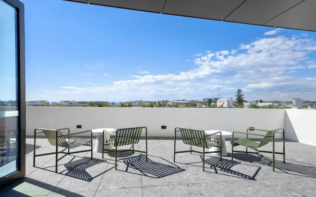 Charming 1-bed With Rooftop Access & Parking