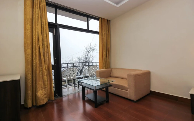 OYO 28425 Dal Lake Resort