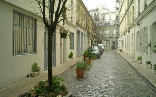 My Flat in Paris - 16th