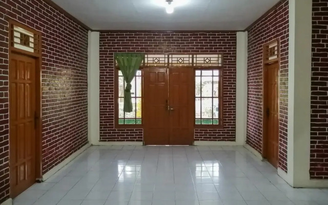 Villa Ciparay Endah RedPartner