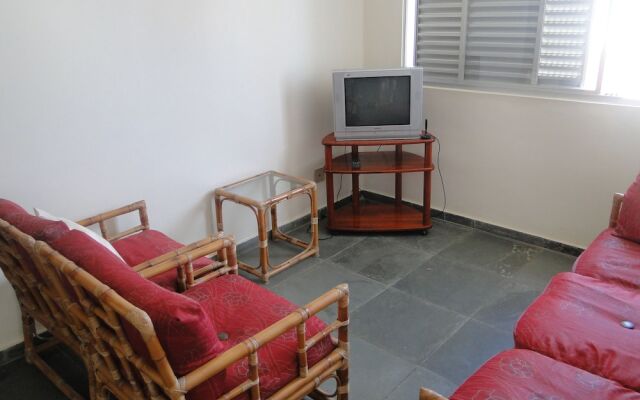 Linda Cobertura Duplex Renovada e Ampla