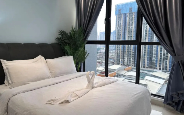 Trion Residence by Emily in Town