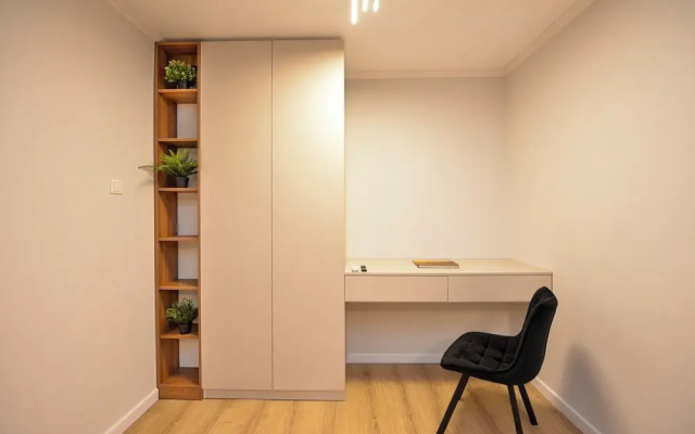 Libra Apartment - Two Bedrooms - 5 Guests - Next To Cismigiu Gardens
