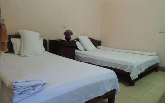 Phuong Dong Hotel