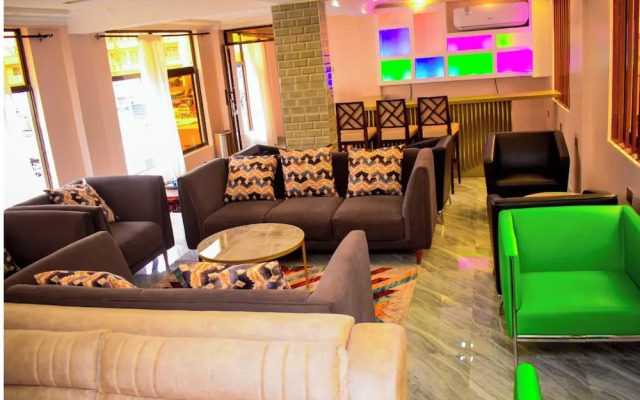Carla Premier Hotel
