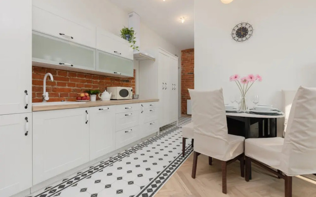 Warsaw Pruszków Apartment by Renters