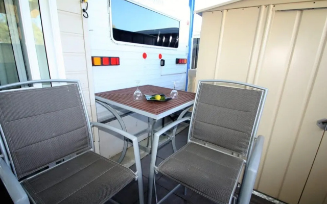 Bay 79 Ledge Point Holiday Park