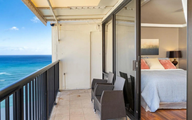 Oceanview Penthouse Suite
