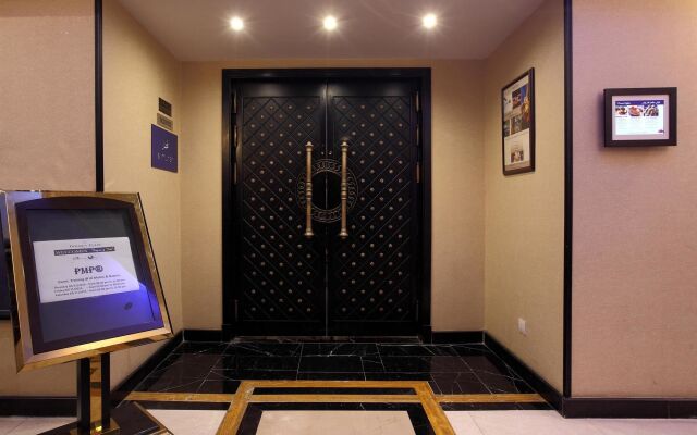 Golden Tulip Hotel