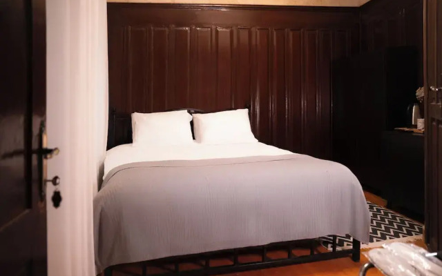 Tudyahan 1874 Hotel