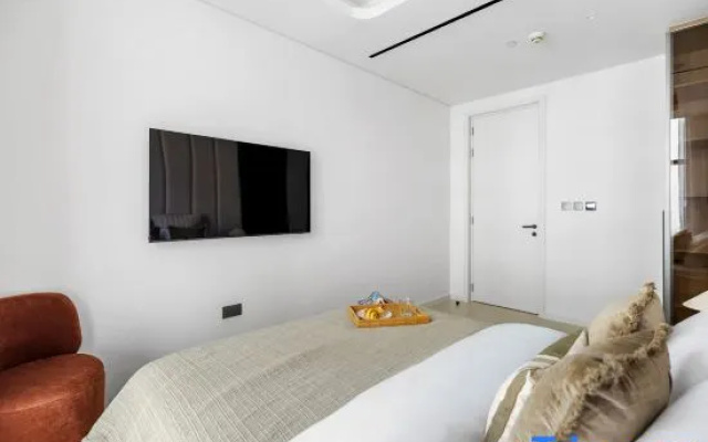 Upscale City Walk 3BR + Maid Near Dubai Mall — фото 5