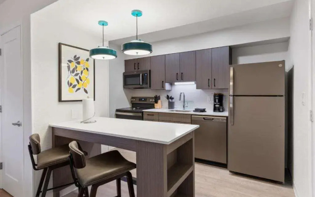 WaterWalk Extended Stay by Wyndham Atlanta Perimeter