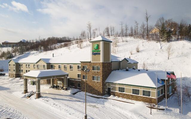 Holiday Inn Express Houghton-Keweenaw, an IHG Hotel