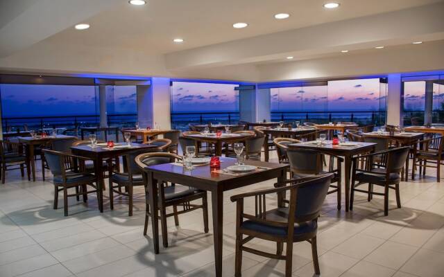 Royal Blue Hotel Paphos