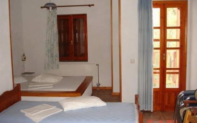 Dina Studio Maisonettes