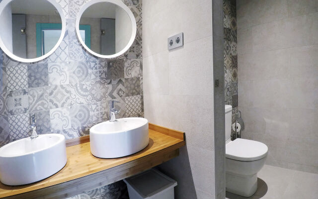 Meeting Point Hostels