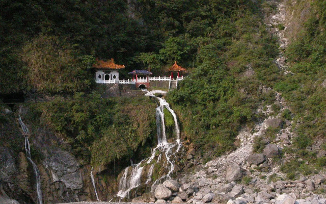 Taroko Tienhsiang Youth Activity Center