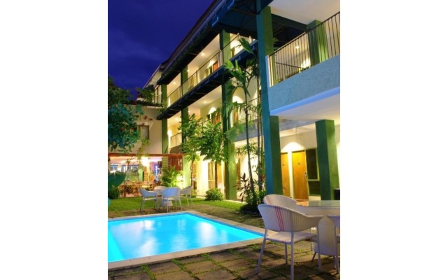 Spazzio Bali Hotel