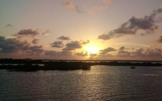 Lina Point Belize Overwater Resort