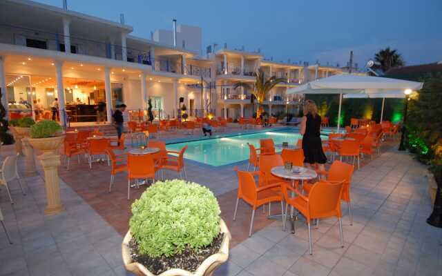 Zeus Paradise Beach