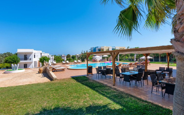 W Suites by Estia