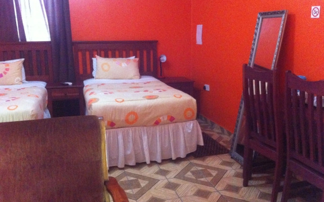 Gomwe Guest Inn