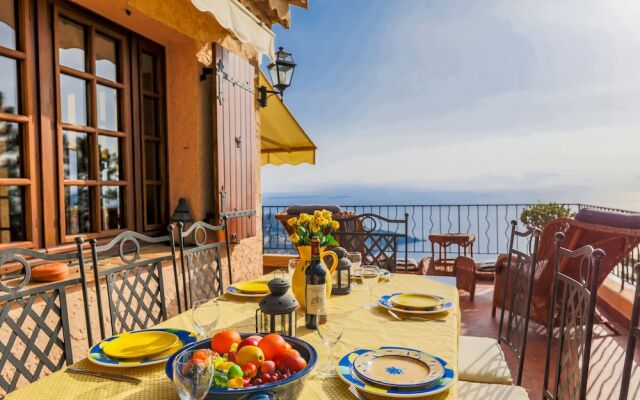 Villa Theoule VI2003 by Riviera Holiday Homes