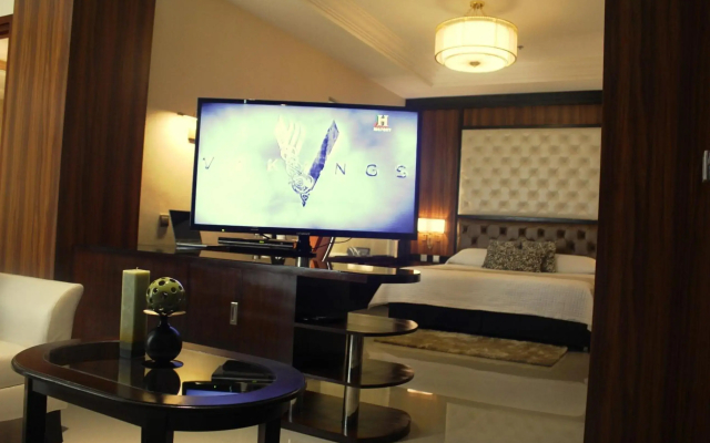 Central Park Tower Resort