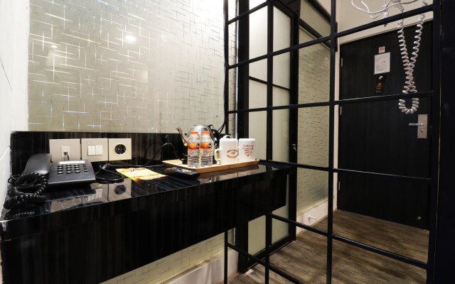 Hotel Sanrina Makassar