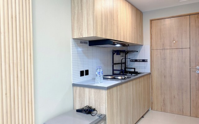 Modern Look Studio at LRT City Jatibening Apartment