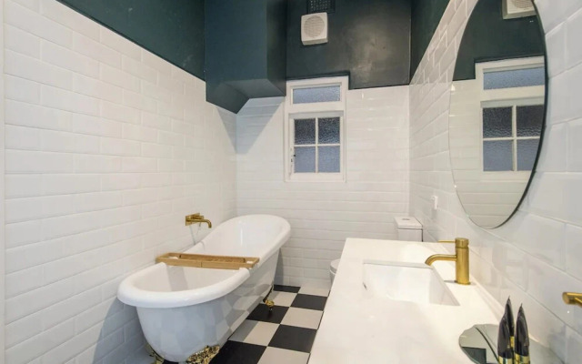 The 1920s 'indulgence' Suite