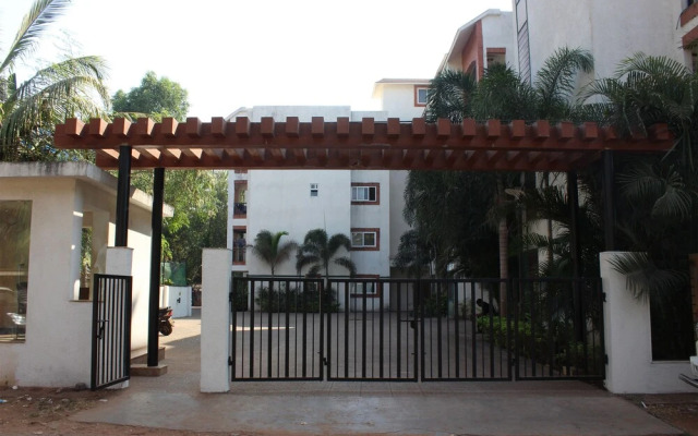 OYO Home 9166 Studio with Pool near Baga