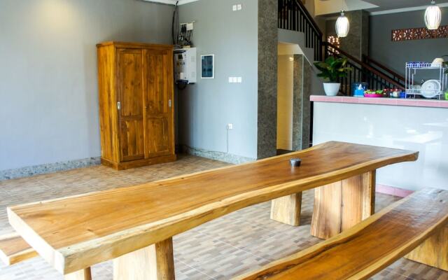 Dana Homestay